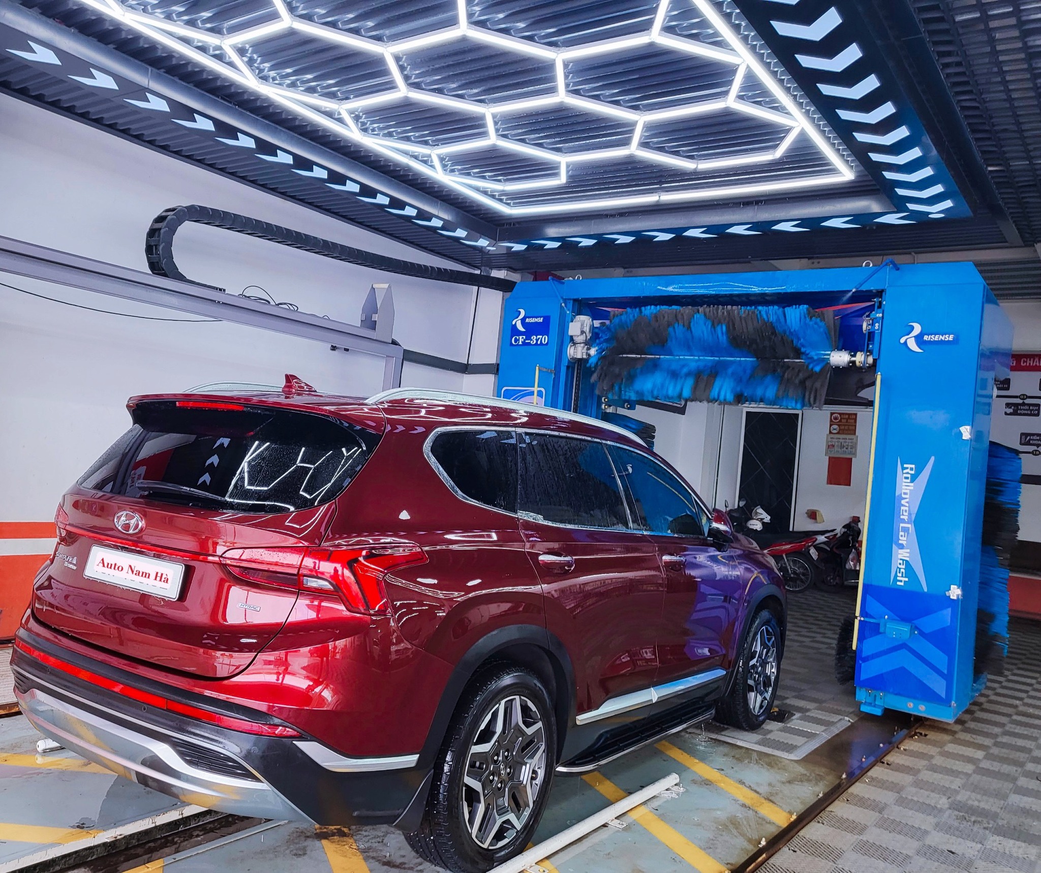rửa xe công nghệ cao 6